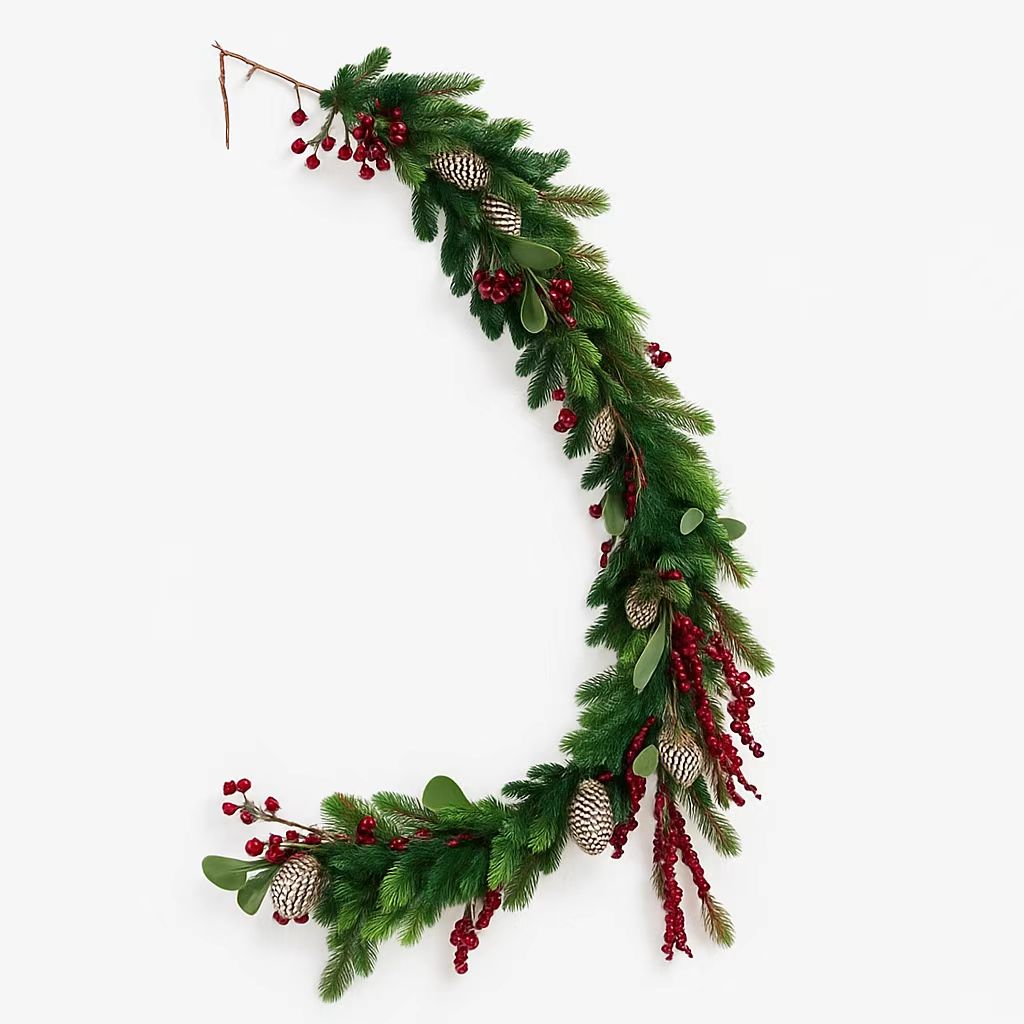 Christmas Garland w P&R.B(1.8M) featuring pine, berries, and pinecones for holiday decor.